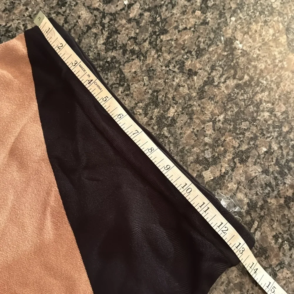 Hera Collection knitted stripped pencil skirt NWT M - Picture 6 of 7